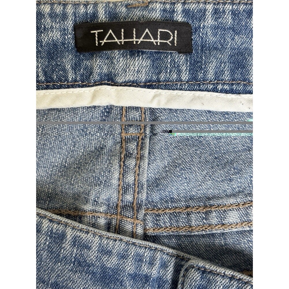 Tahari Tailored Classic Bootcut Mid Rise Lightwash Jeans Size 6 - Picture 4 of 7